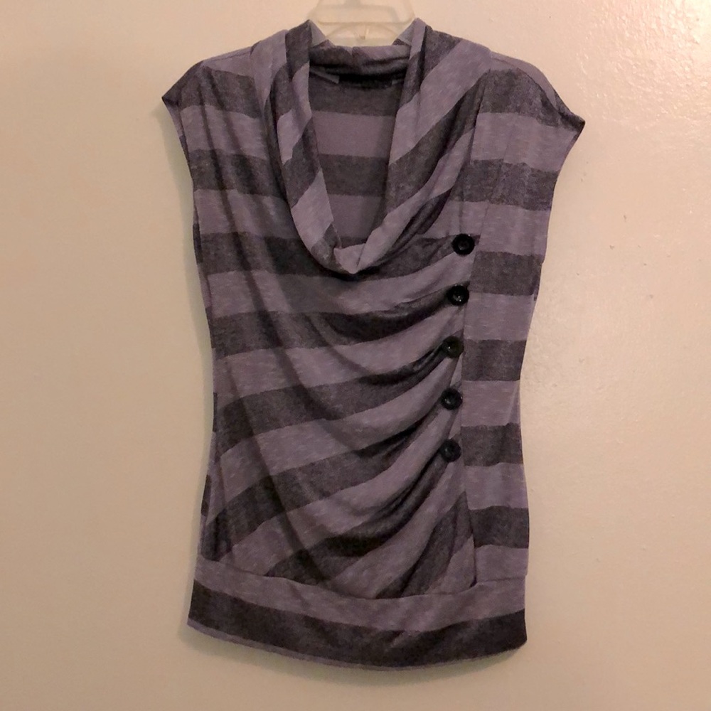 Stretchy blouse for numerous occasions...